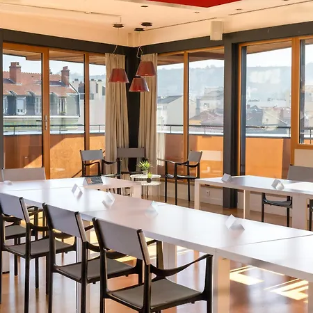 Ibis Styles En Velay 3*
