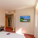 Hotel Ibis Styles En Velay Le Puy-en-Velay
