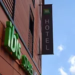 Ibis Styles En Velay Hotel