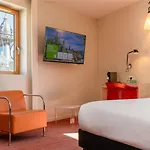 Hotel Ibis Styles En Velay 3*