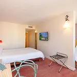 Ibis Styles En Velay Отель Le Puy-en-Velay