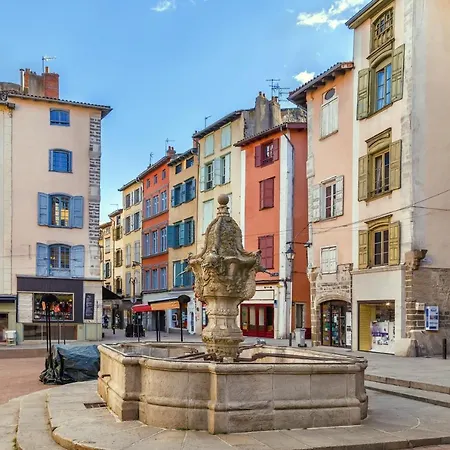 Ibis Styles En Velay Hotel