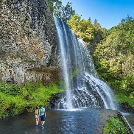 Ibis Styles En Velay Отель Le Puy-en-Velay