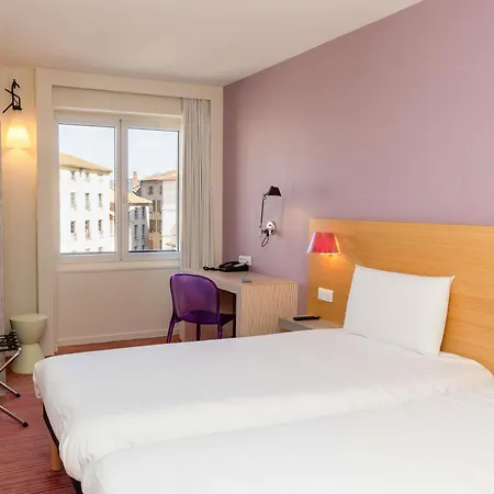 Ibis Styles En Velay Le Puy-en-Velay