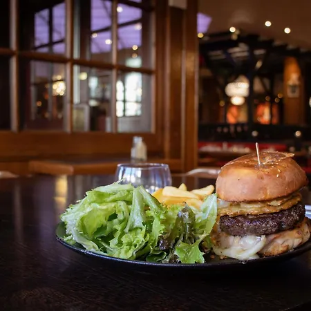 Hotel Ibis Styles En Velay 3*