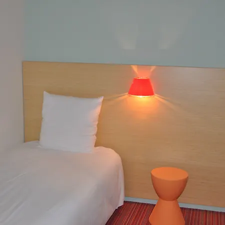 Отель Ibis Styles En Velay Le Puy-en-Velay