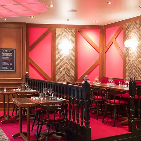 Hotel Ibis Styles En Velay 3*