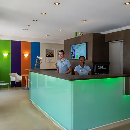 Отель Ibis Styles En Velay