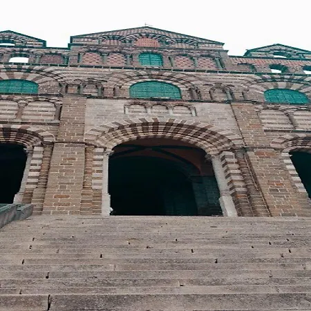 Отель Ibis Styles En Velay