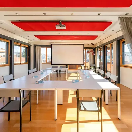 Отель Ibis Styles En Velay