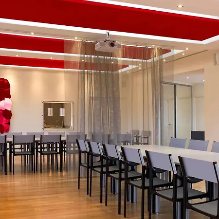 Ibis Styles En Velay Hotel 3*