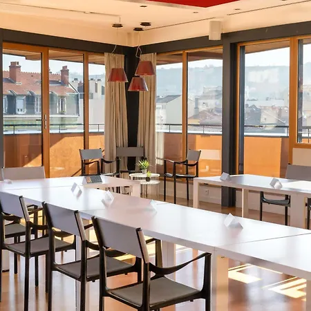 Ibis Styles En Velay فندق