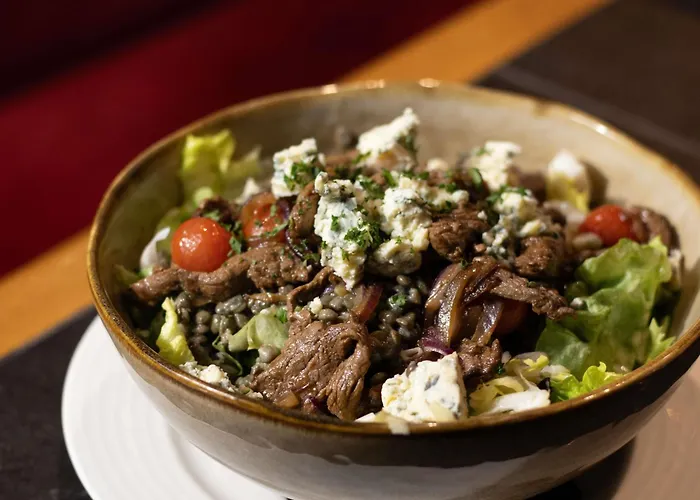 Отель Ibis Styles En Velay 3*