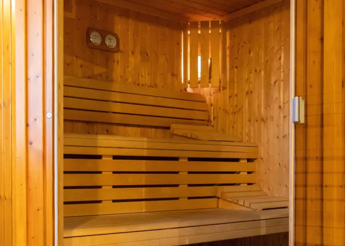 Отель Ibis Styles En Velay